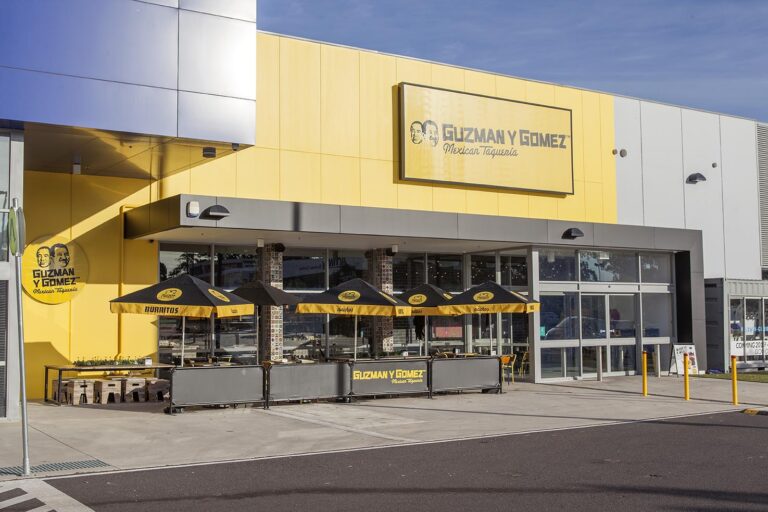 Shopfitting Melbourne - Guzman Y Gomez Boxhill Retail Fixture